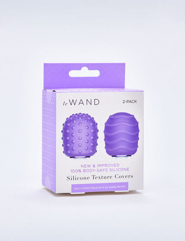 Le Wand Petite Vibrator Accessories pack packaging Le Wand Petite Vibrator Accessories pack packaging