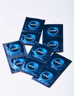 10 Condoms Ultra Thin 64mm