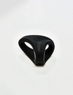 Freeballer Black Silicone Cock Ring  from Sport Fucker