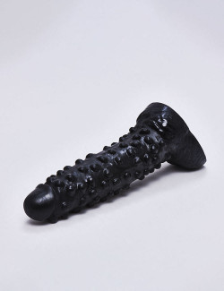 Big Black Dildo in 28cm