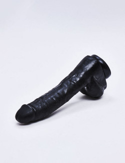 Big Black Dildo in 27,5cm