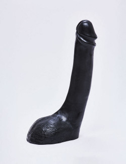 XL Dildo from All Black in 28cm